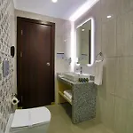 Opia Отель