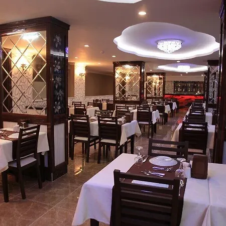 فندق Opia