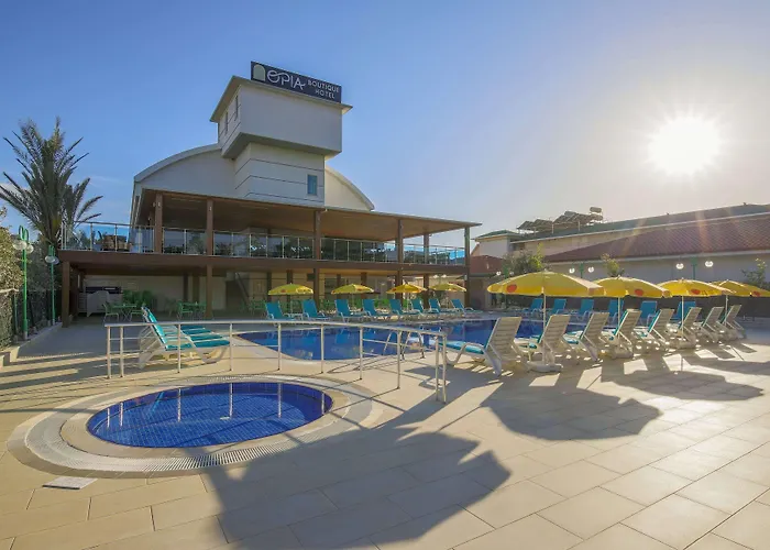 Hotel Opia *