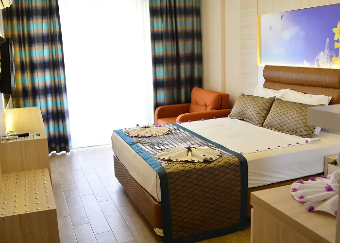 ホテル Opia Konaklı